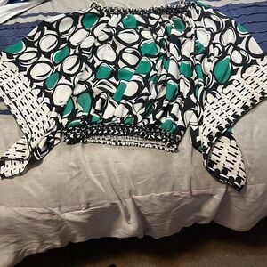 Stylish Women's Top with Green and Black Pattern